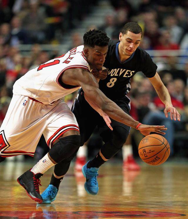 赛场上取得 赛场上取得